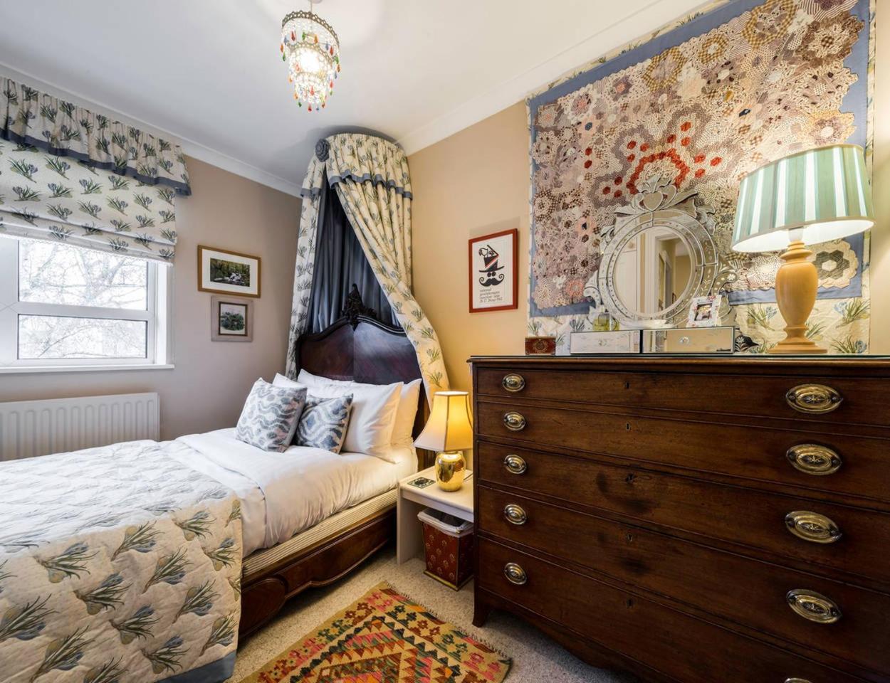 3 Bedroom Apartment On Portobello Road In Notting Hill Лондон Екстер'єр фото